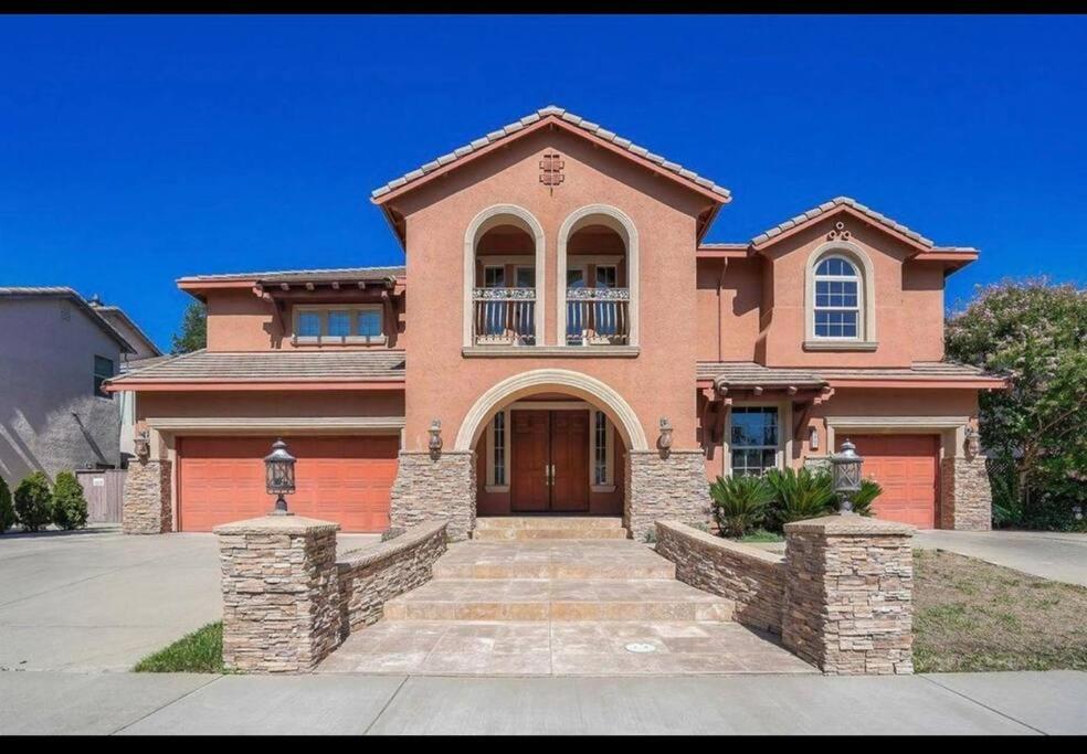 埃尔克格罗夫Luxury Mansion House别墅 外观 照片