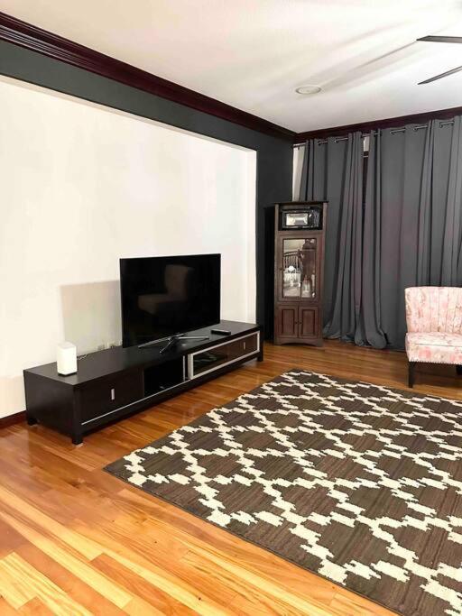 埃尔克格罗夫Luxury Mansion House别墅 外观 照片